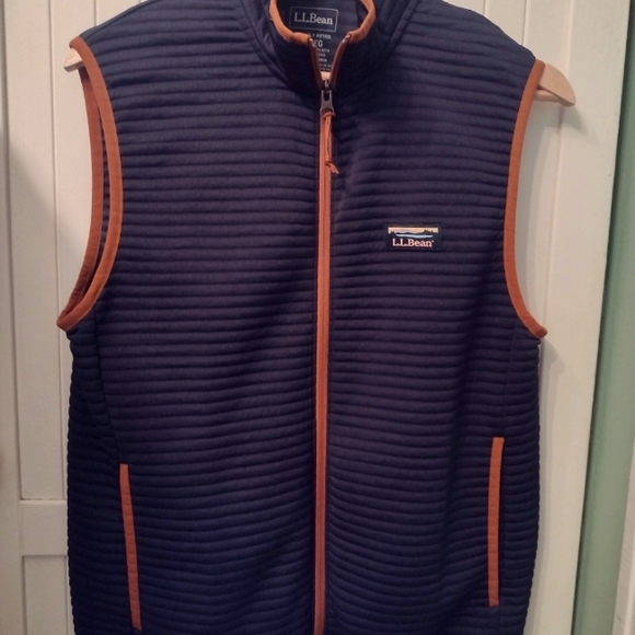 NWOT LL Bean Men's Airlight Vest - Picture 8 of 10